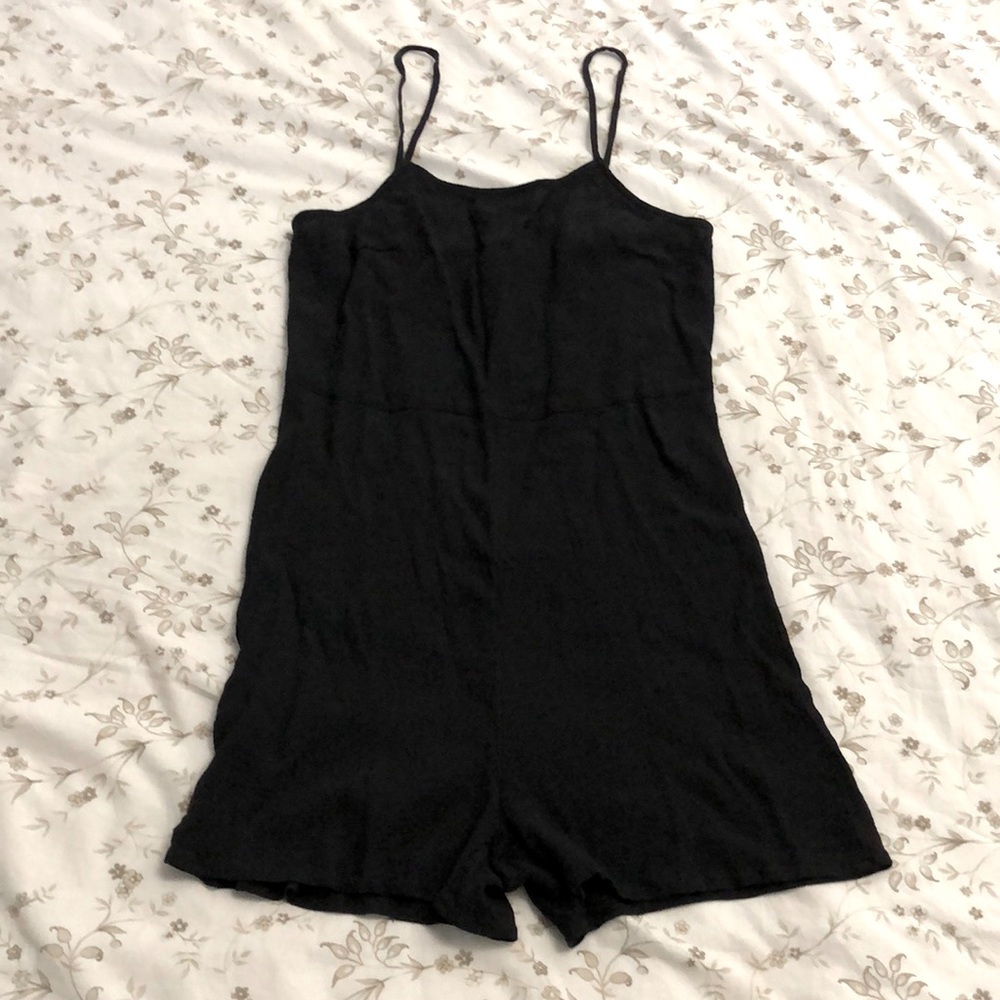 Black forever 21 romper shorts